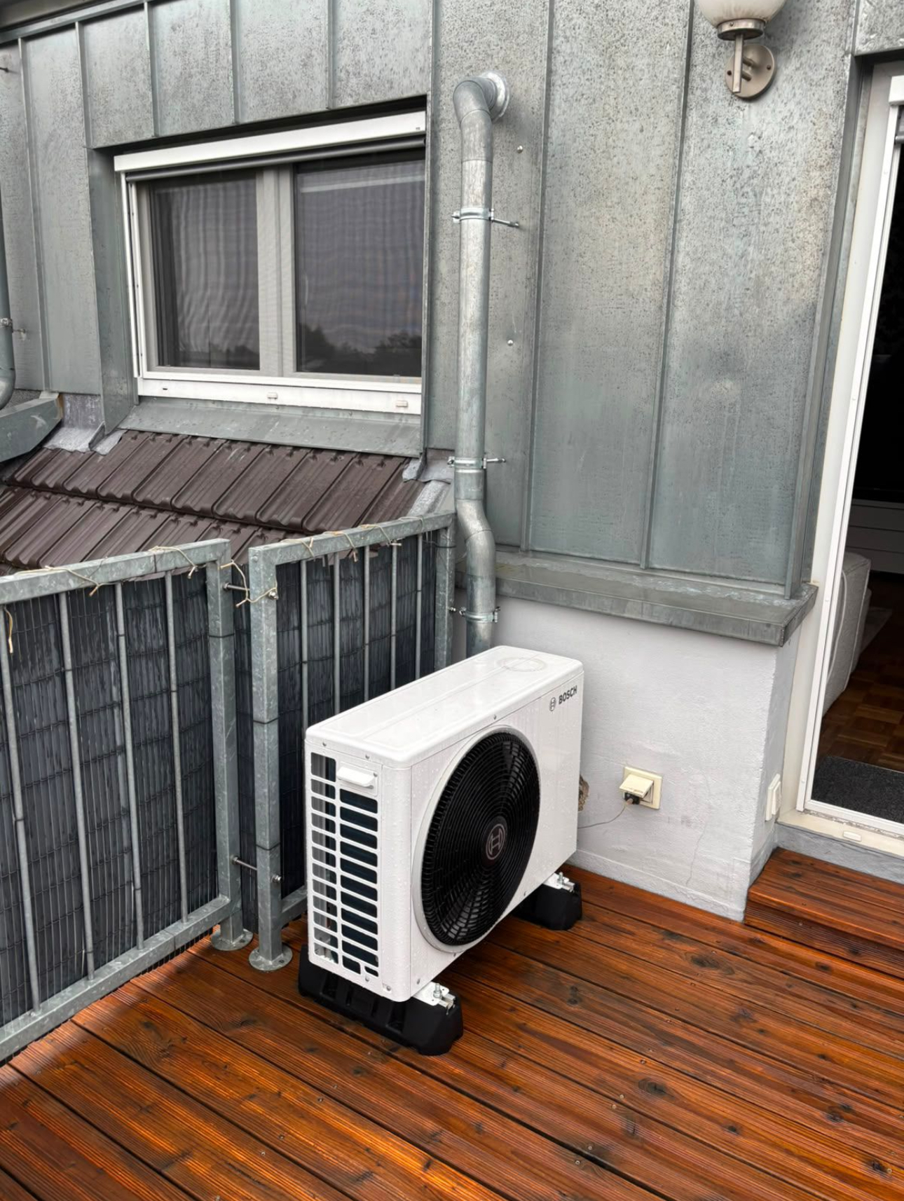 Bilatu Klima Projekt – Außengerät auf der Dachterrasse